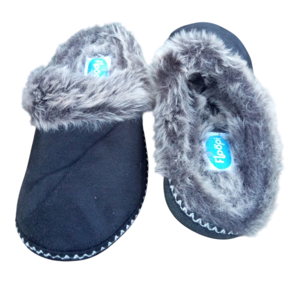 Floopi fuzzy hard sole black slippers sz S 5-6